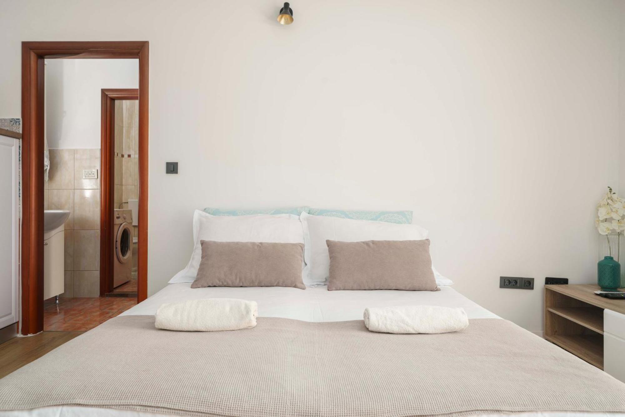 Apartments Vitis - City Centre - Free Parking Vodice Extérieur photo