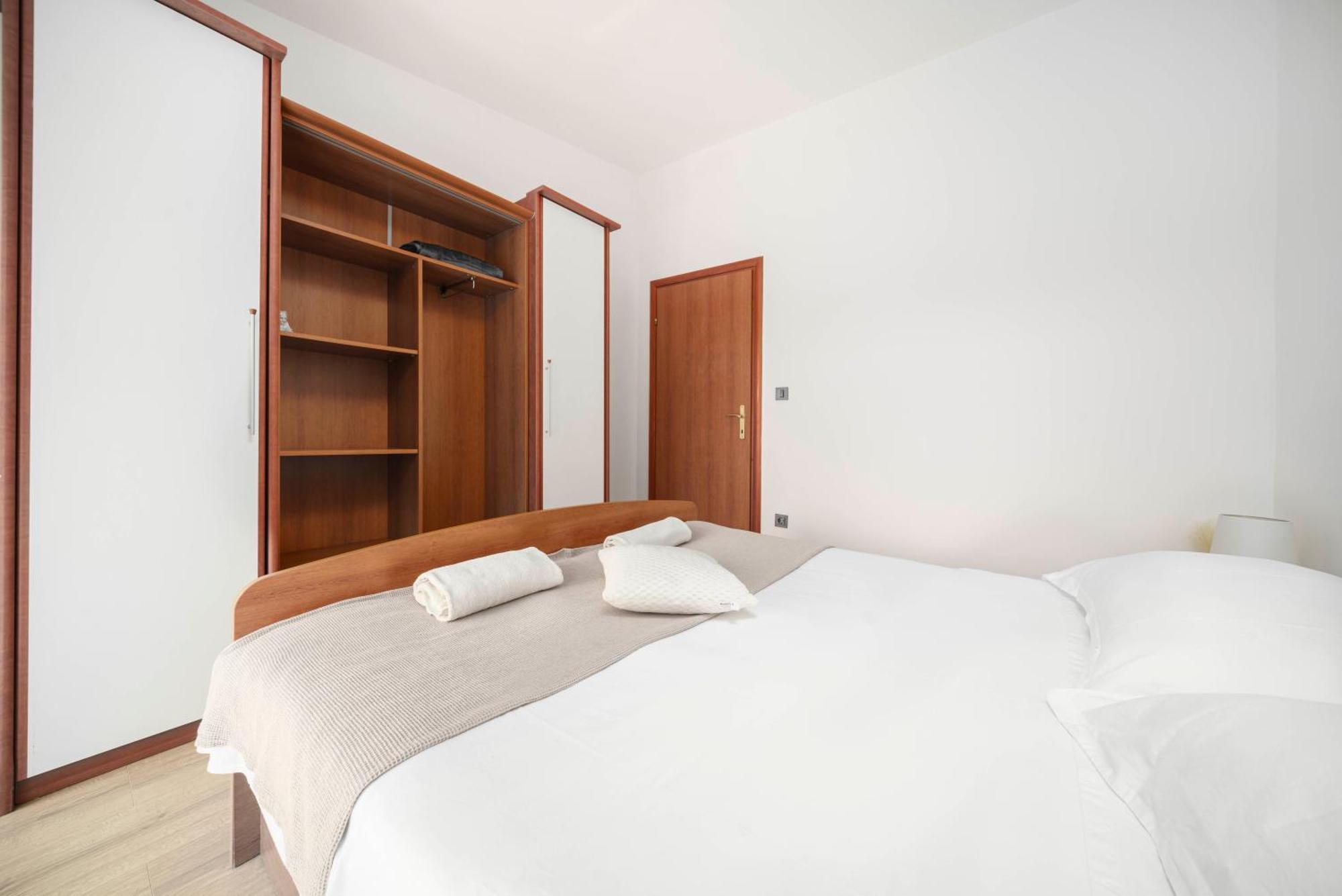 Apartments Vitis - City Centre - Free Parking Vodice Extérieur photo